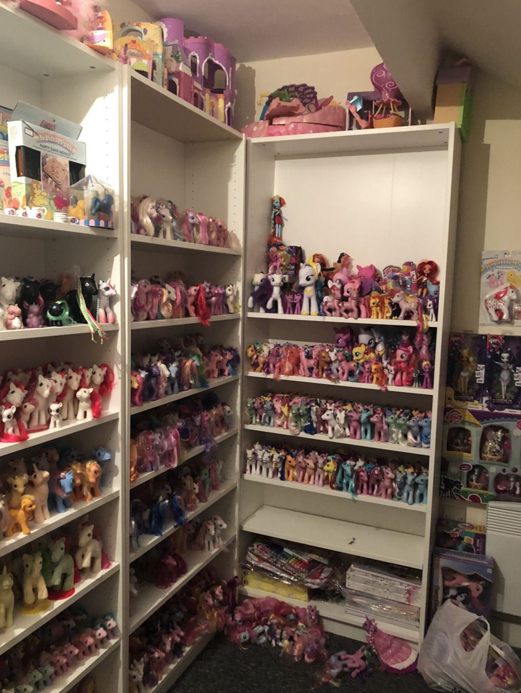 Pony Room (Dec 2018)